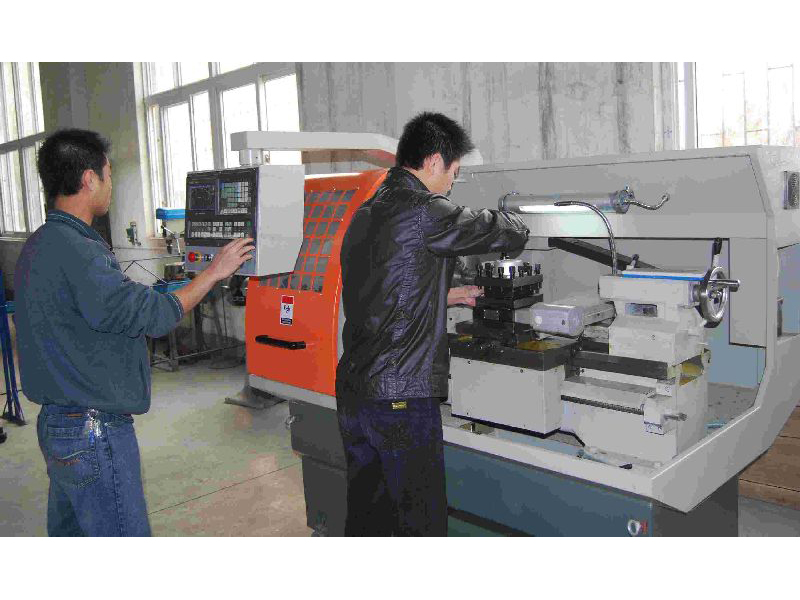 數(shù)控車(chē)床3